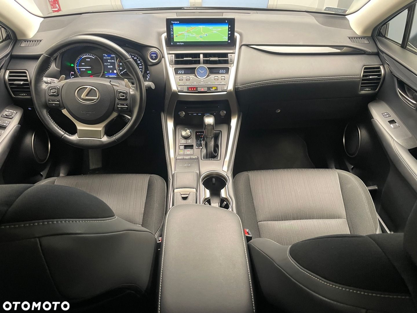 Lexus NX - 8