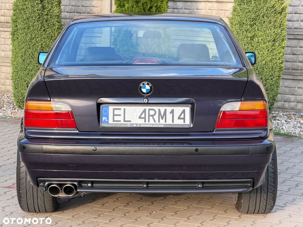 BMW Seria 3 316i - 13