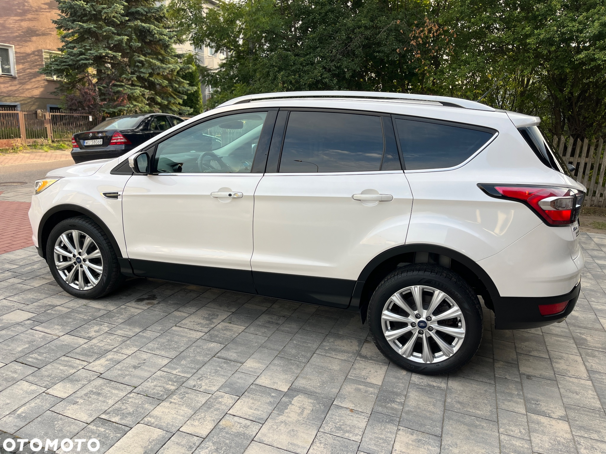 Ford Kuga 1.5 EcoBoost 4WD Titanium - 7
