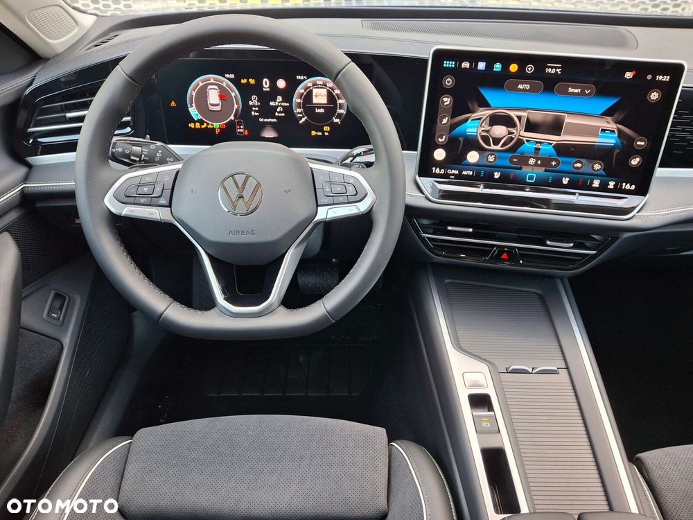 Volkswagen Passat - 23