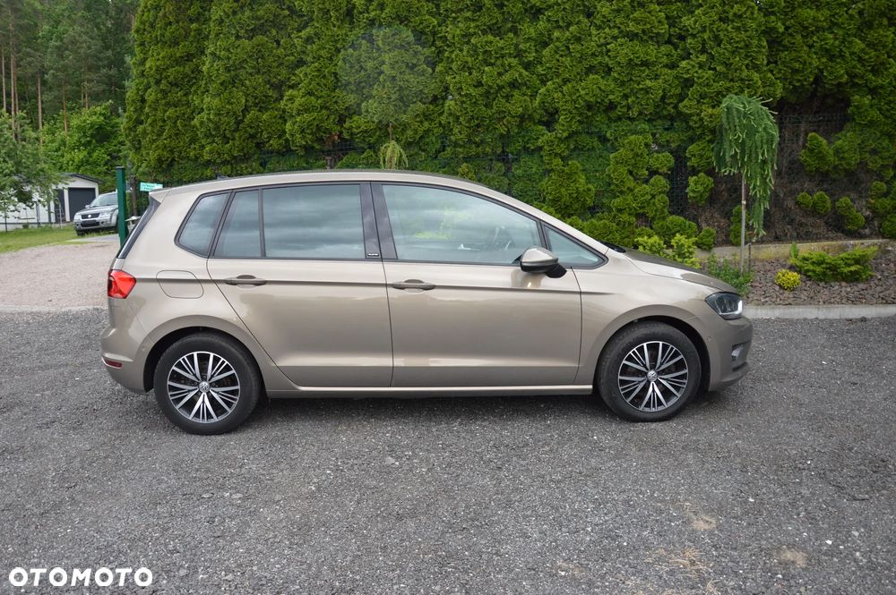 Volkswagen Golf Sportsvan - 12