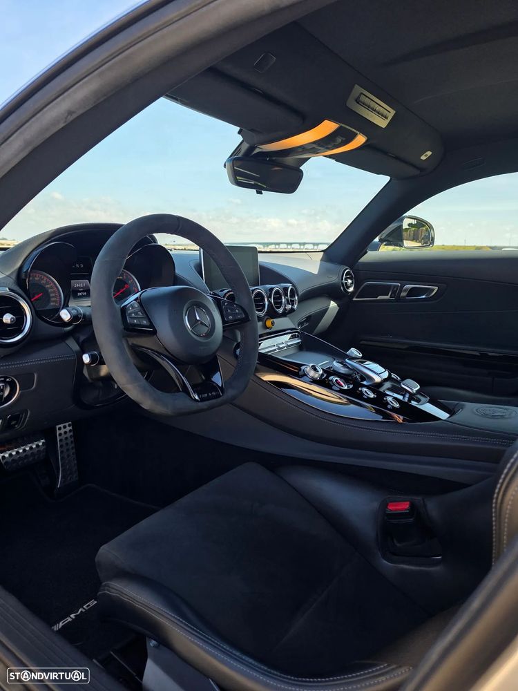 Mercedes-Benz AMG GT R Roadster - 5