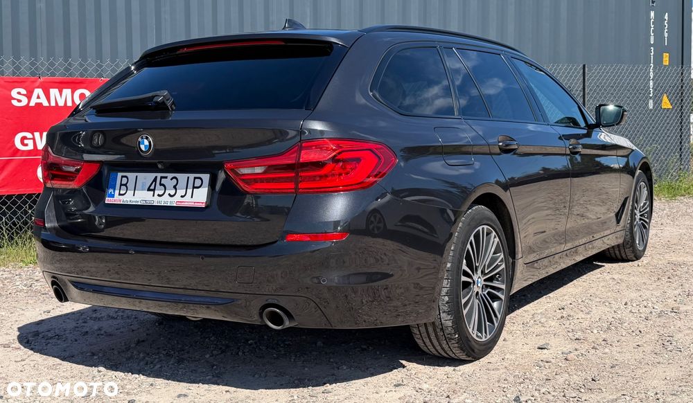 BMW Seria 5 520d M Sport Edition - 29