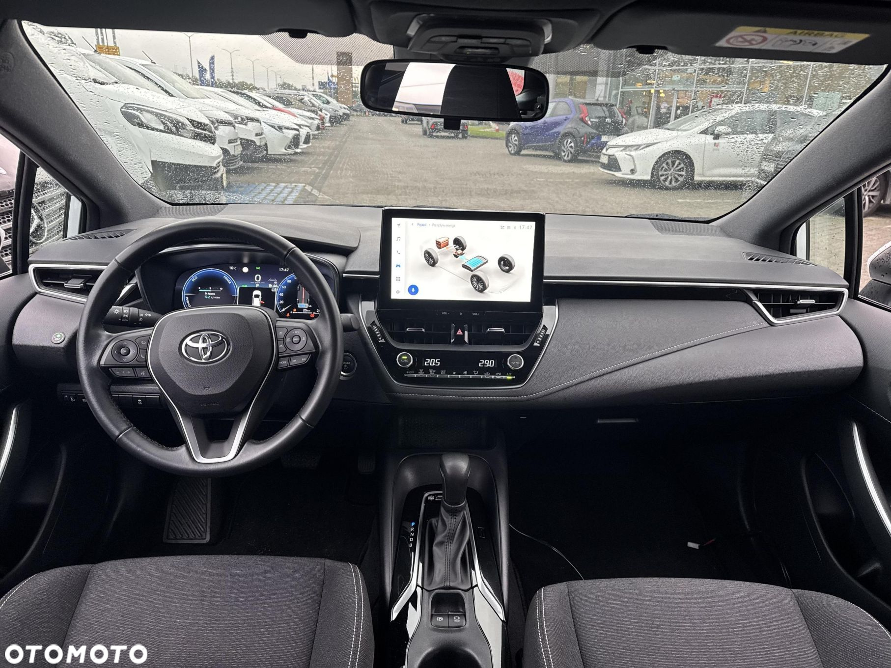 Toyota Corolla 1.8 Hybrid Comfort - 22