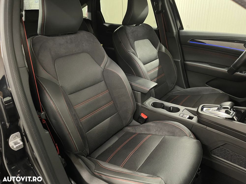 Renault Arkana E-TECH Hybrid RS Line - 10