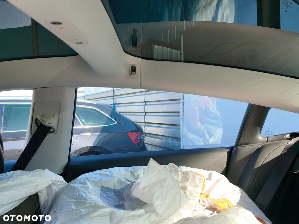 Tesla Model 3 Langstreckenbatterie Allradantrieb Dual Motor - 18