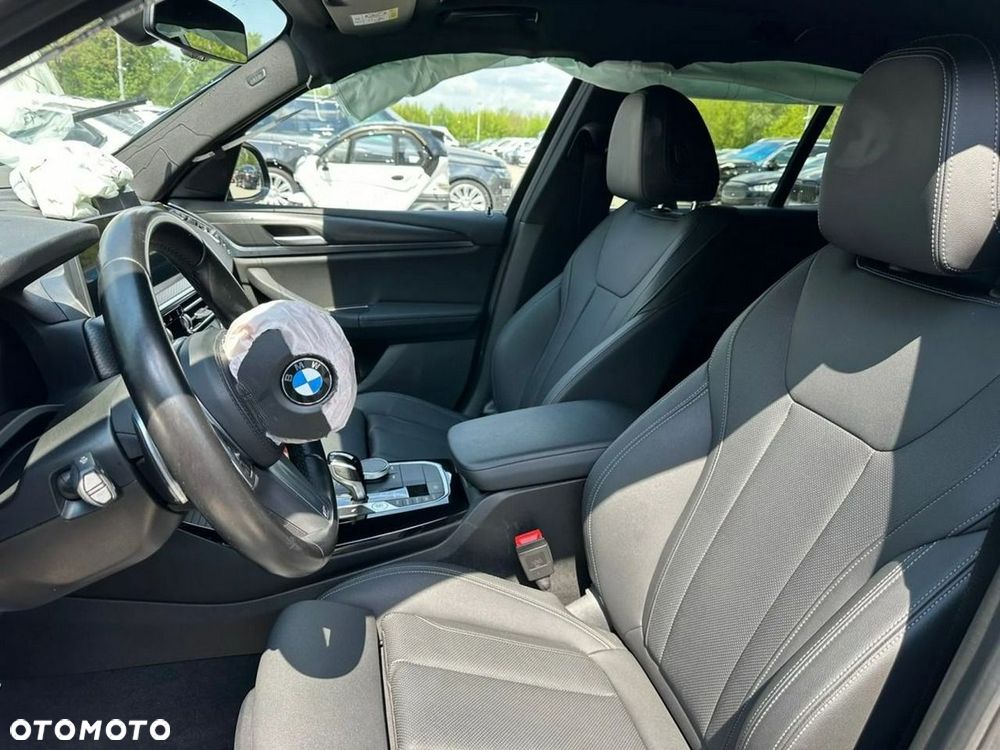 BMW X3 xDrive20d mHEV - 11