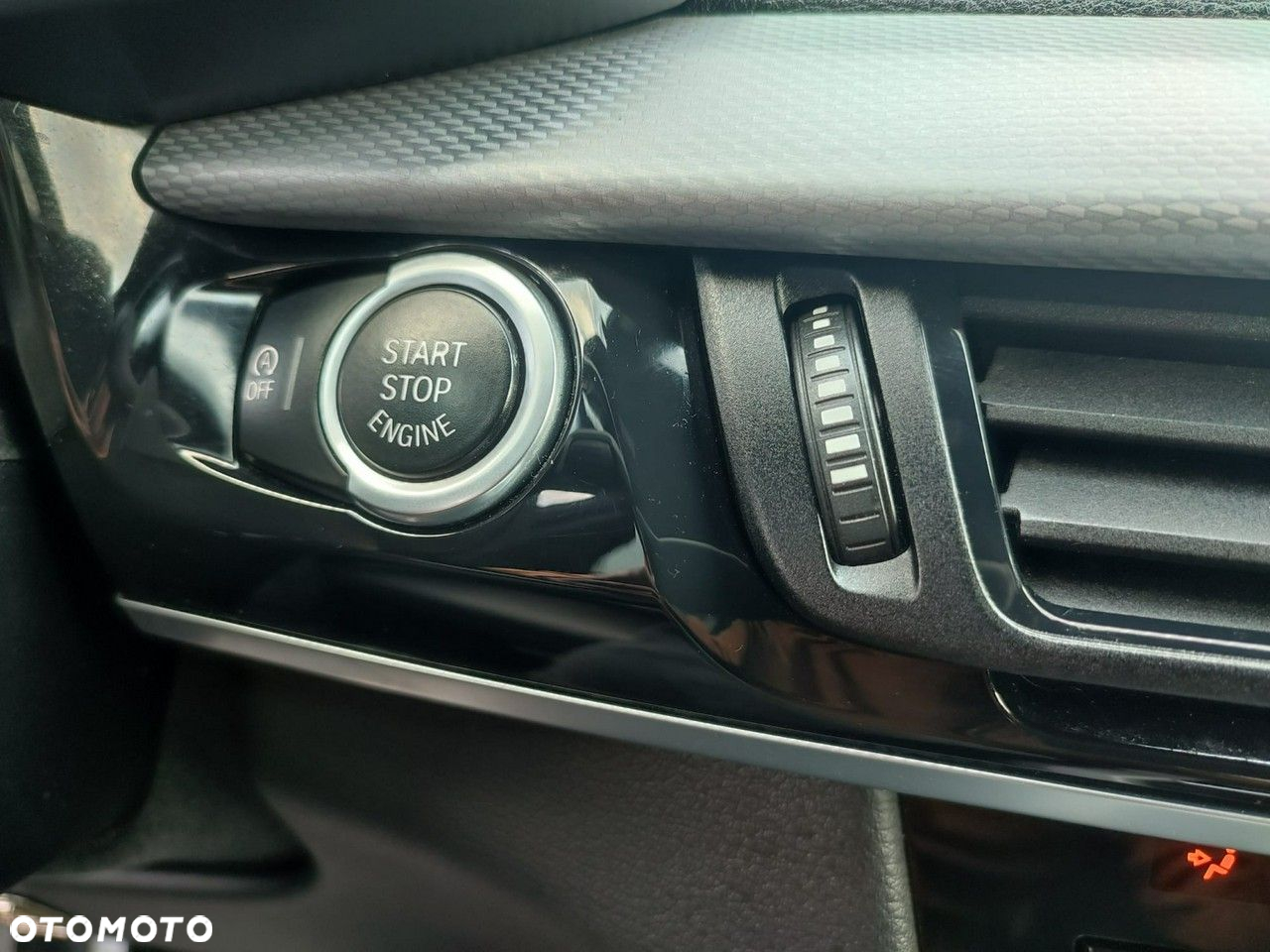 BMW X5 xDrive25d - 34
