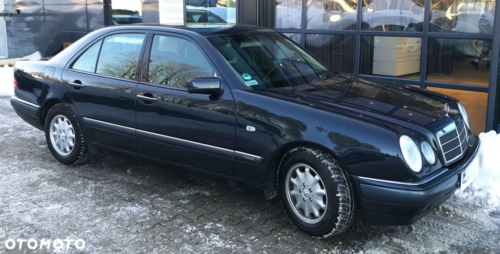 Mercedes-Benz Klasa E - 6