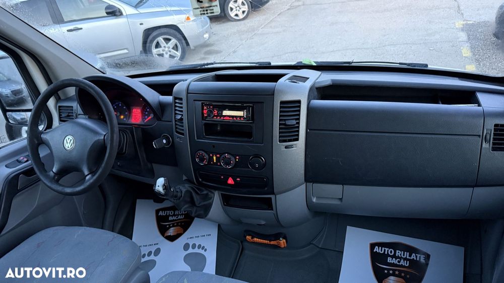 Volkswagen Crafter - 11