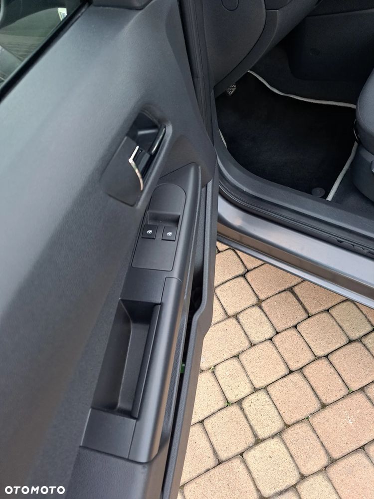 Opel Astra ver-1-6 - 9