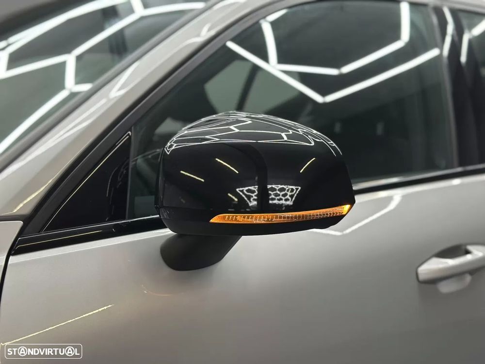 Volvo XC 40 Recharge Core - 35