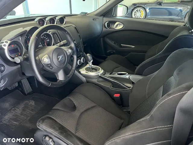 Nissan 370 Z 3.7 V6 Platinum - 6