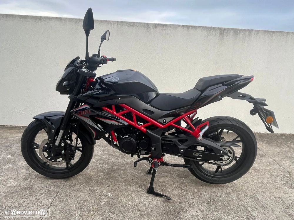 Benelli BN 125 - GARANTIA DE FÁBRICA ATÉ 11/2028 - 2