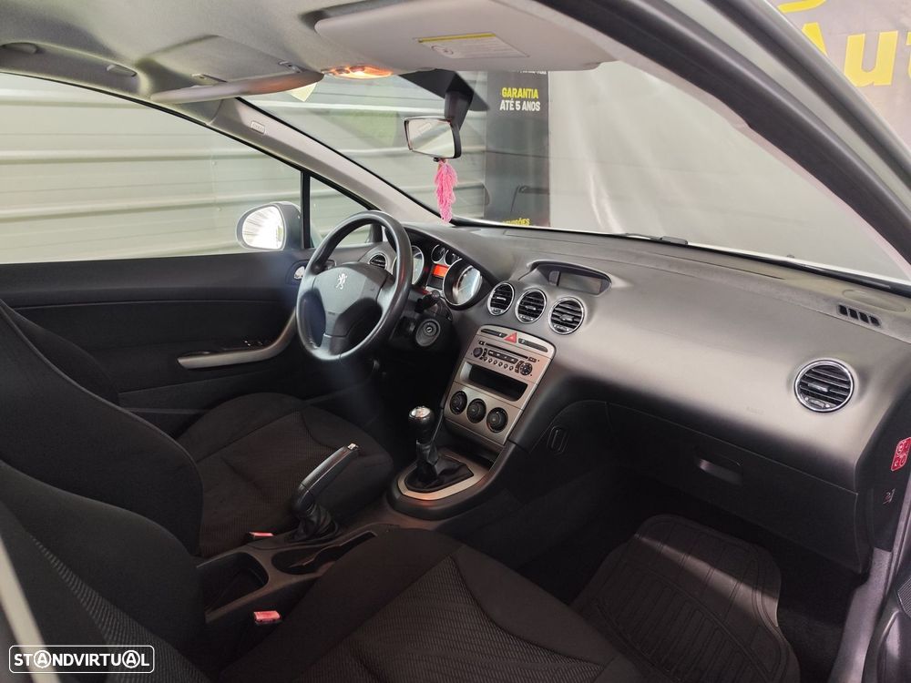 Peugeot 308 HDi FAP 90 Tendance - 12