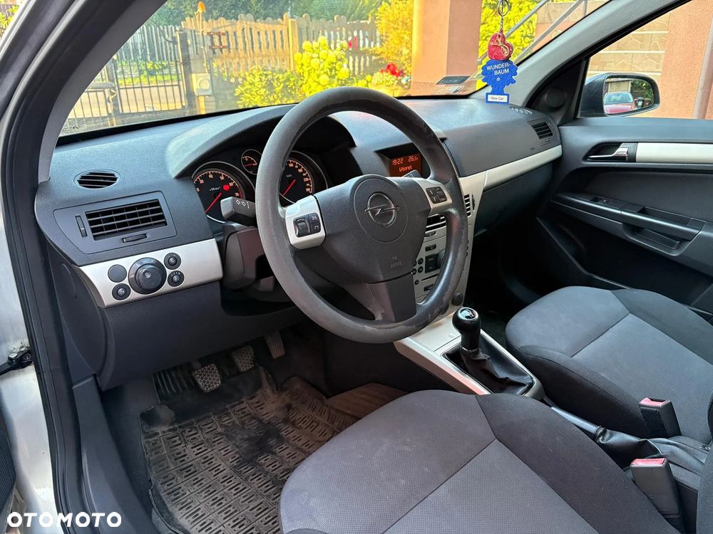 Opel Astra III 1.4 Enjoy - 9