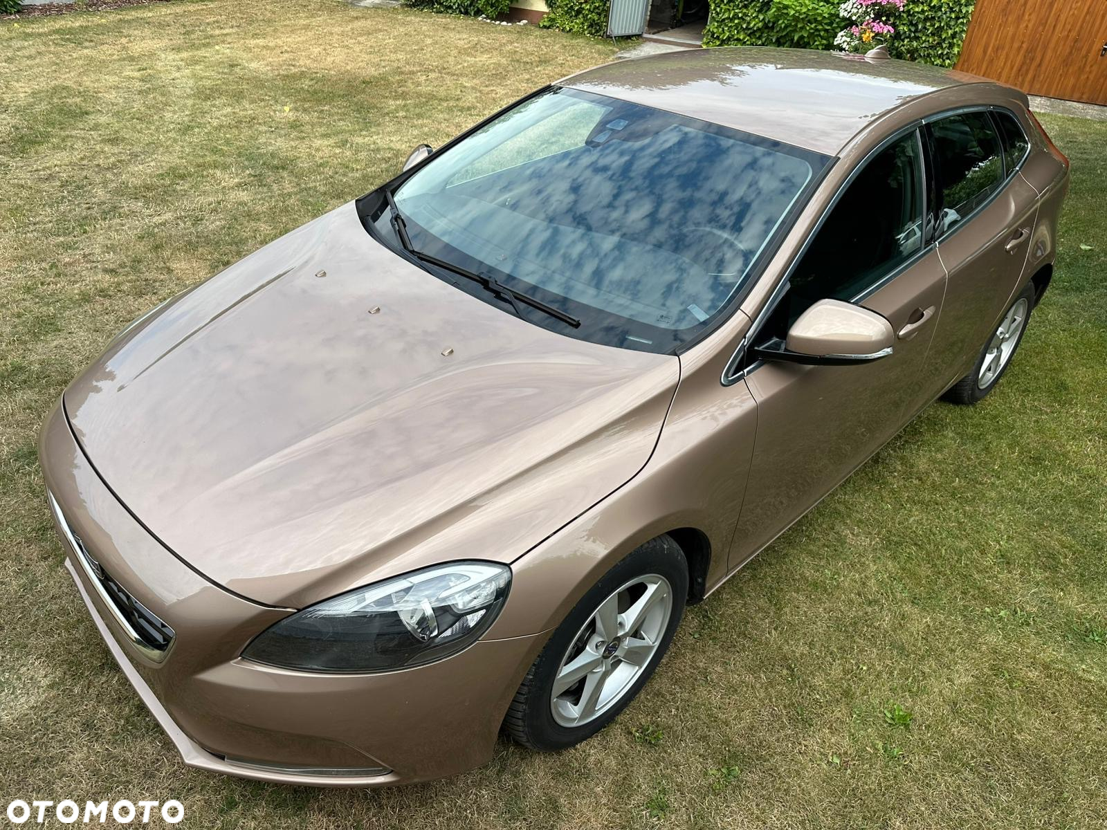 Volvo V40 - 16