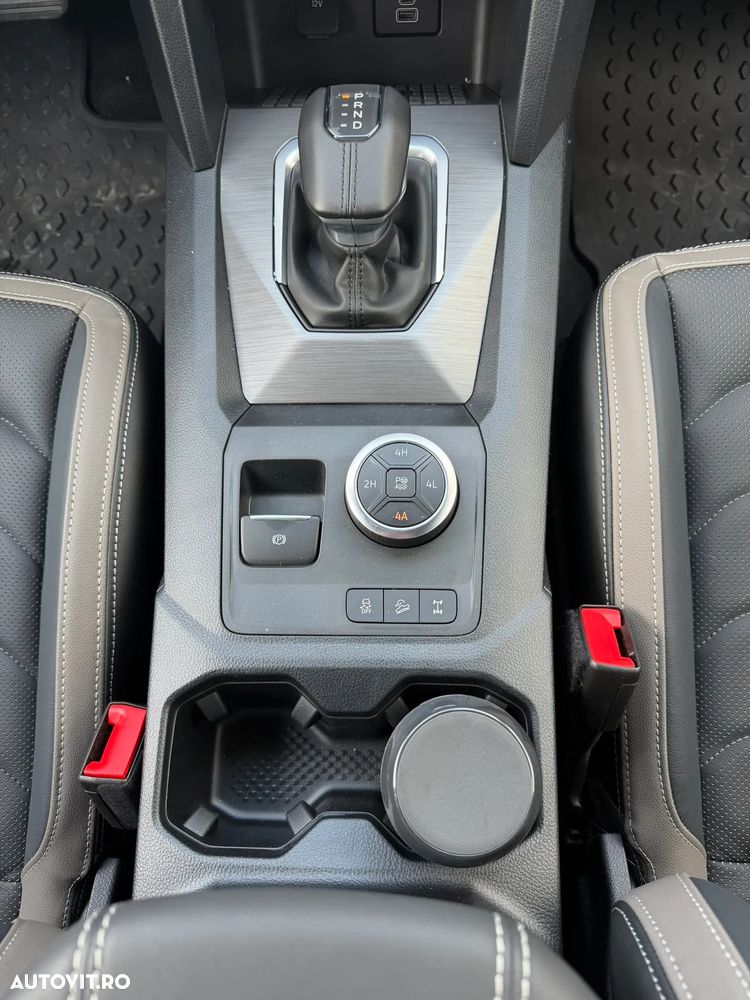 Volkswagen Amarok 3.0 TDI 241 CP 4M 10AT Aventura - 8