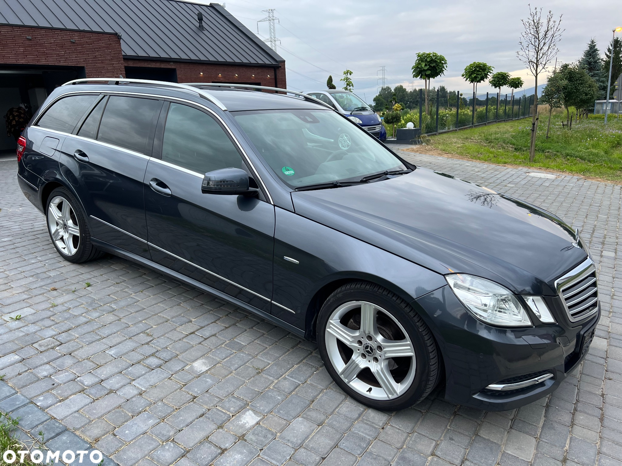 Mercedes-Benz Klasa E - 24