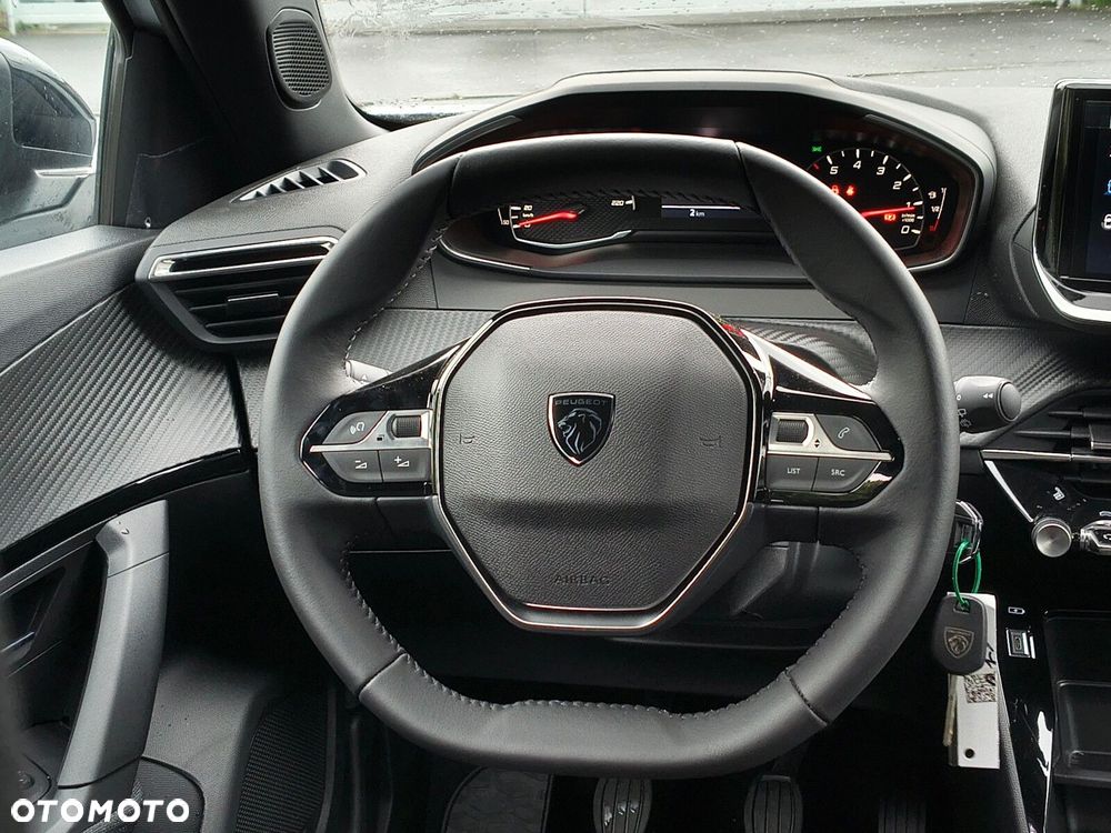 Peugeot 2008 PureTech 100 Business S&S BVM6 - 12
