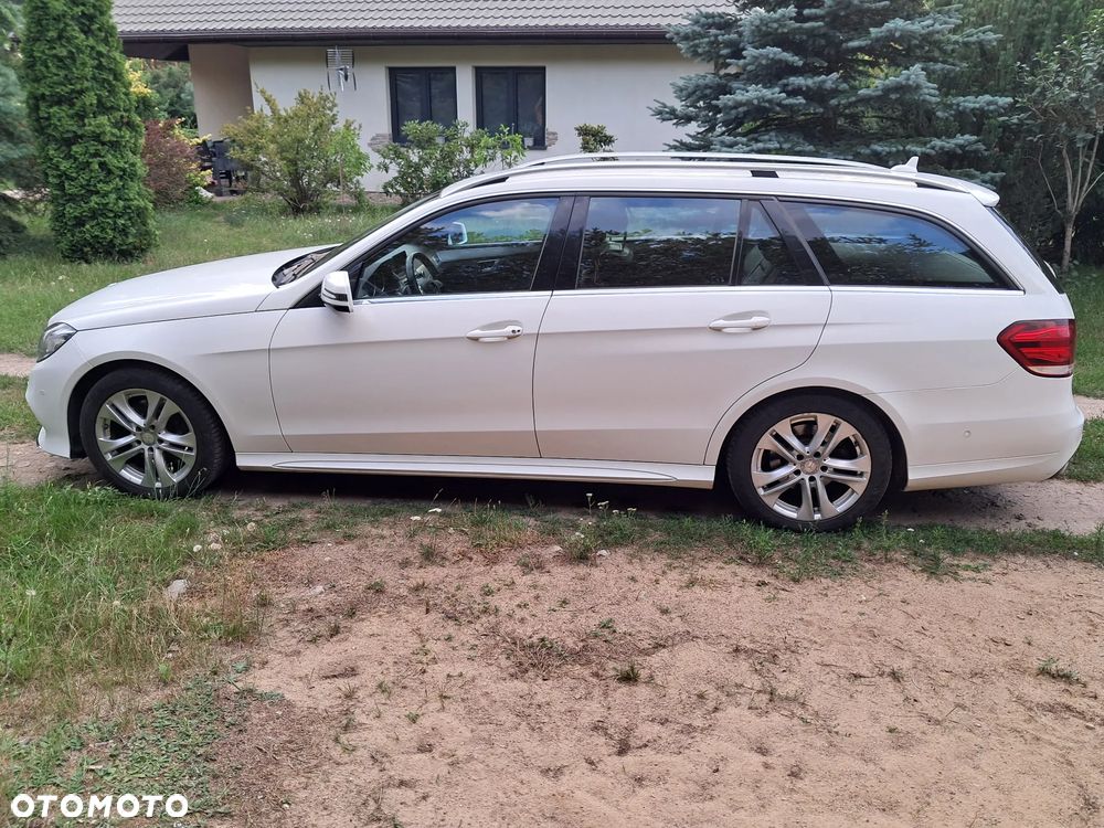 Mercedes-Benz Klasa E 220 BlueTEC 4Matic 7G-TRONIC Edition - 3