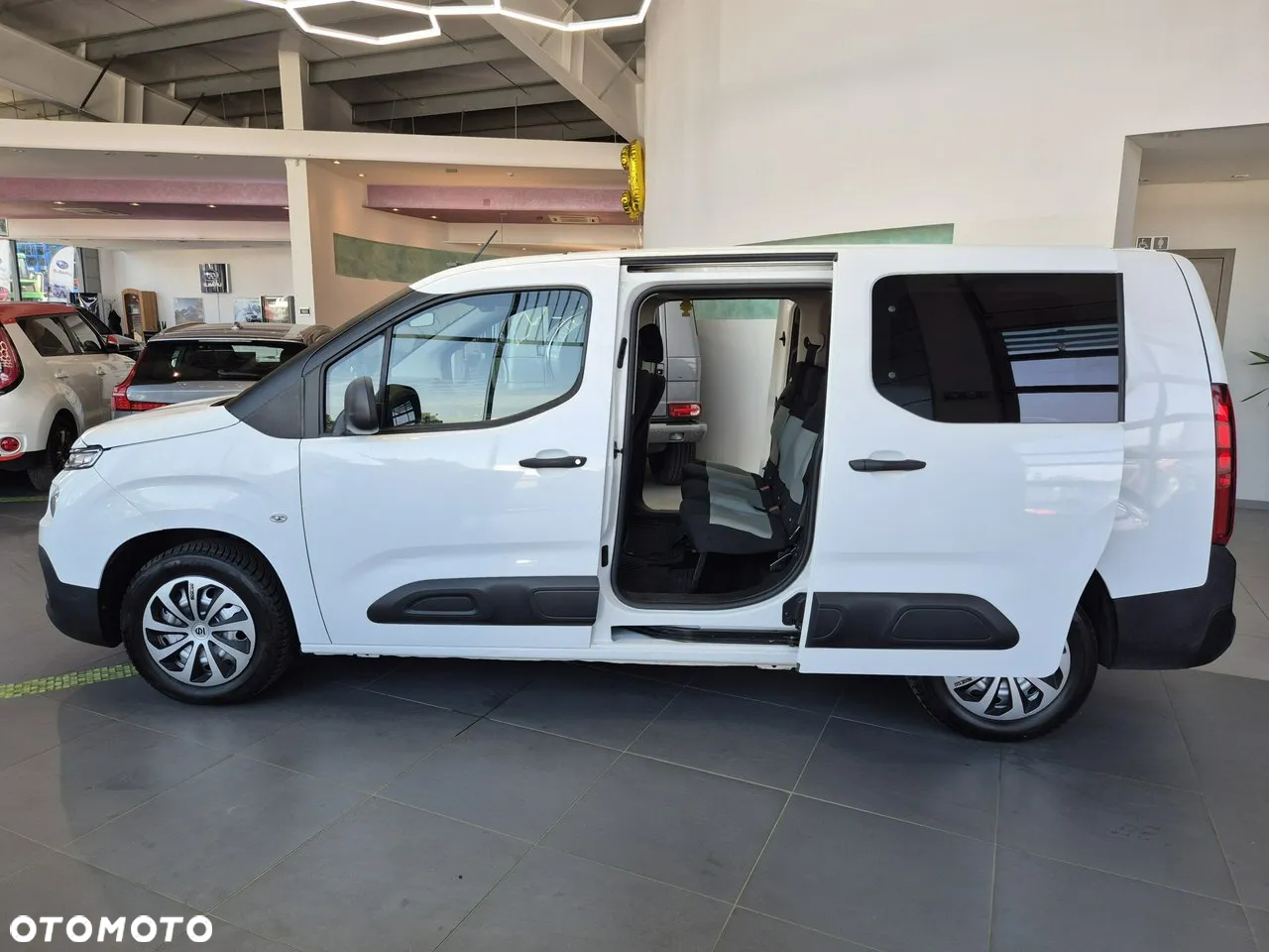 Citroën Berlingo M 1.2 PureTech Feel S&S - 31