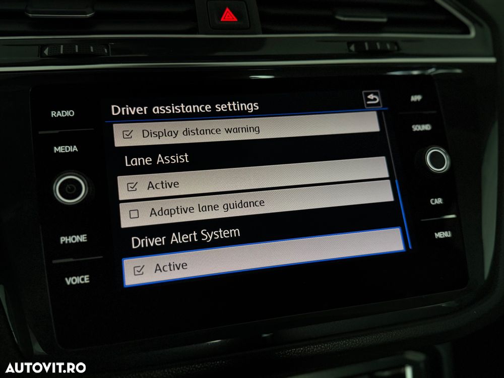Volkswagen Tiguan 2.0 TDI SCR DSG R-Line - 32
