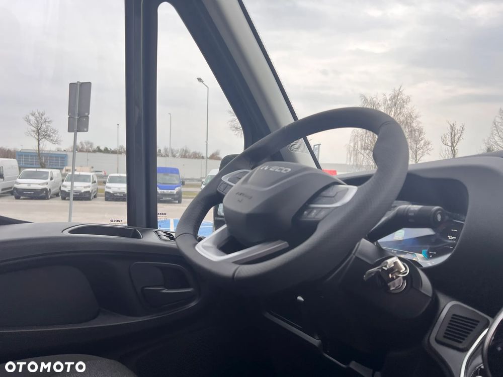 Iveco HI-MATIC DAJE PRZEWAGĘ!SILNIK 3.0 STWORZONY DO CIĘŻKIEJ PRACY,MIASTO, TRASA, DYSTRYBUCJA - 25