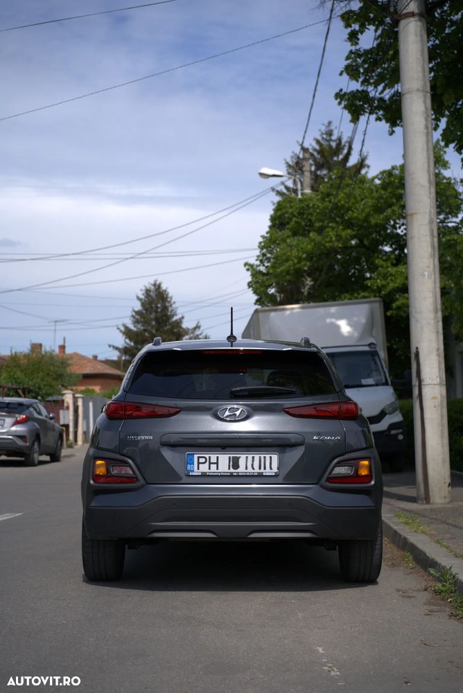 Hyundai KONA 1.0 T-GDI 2WD Highway - 2