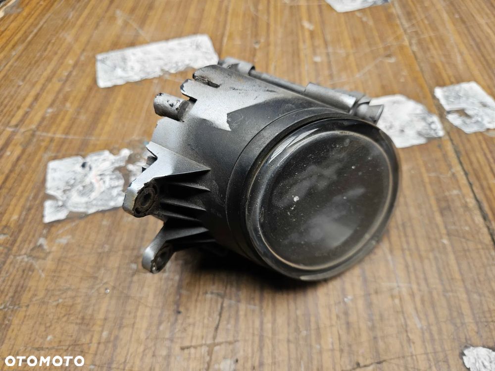 Halogen Halogeny Lampy Lampa Przeciwmgielna Przeciwmgłowa Lewy Prawy Audi A4 B6 Oryginał - 13