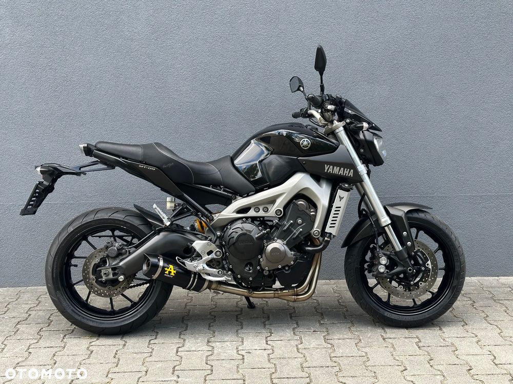 Yamaha MT - 2