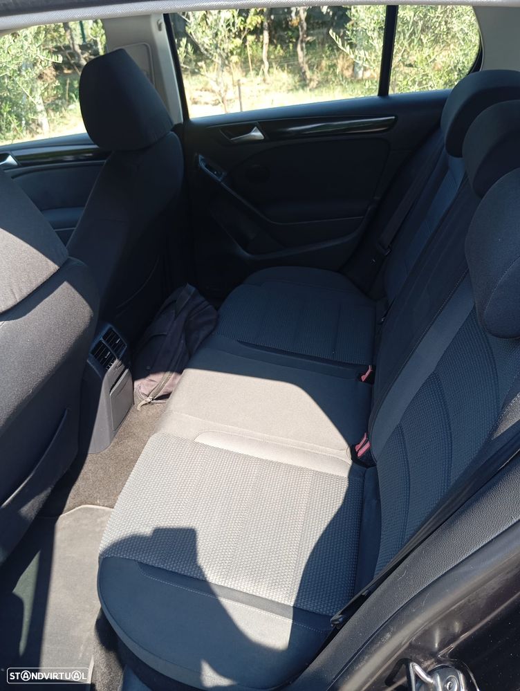 VW Golf 2.0 TDi Confortline - 6