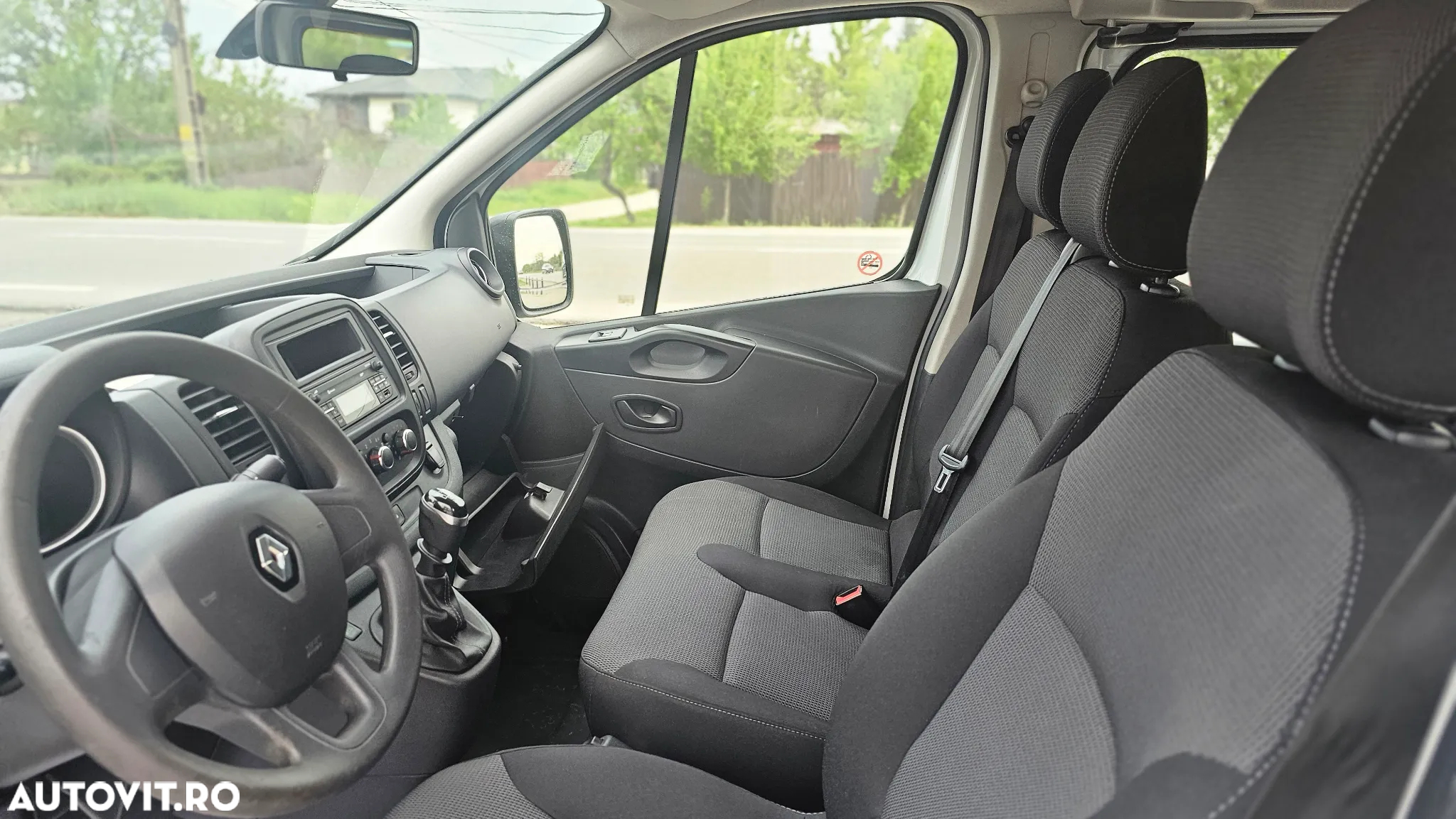 Renault Trafic - 10