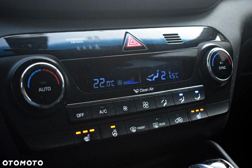 Hyundai Tucson 2.0 CRDi 4WD Automatik Style - 32