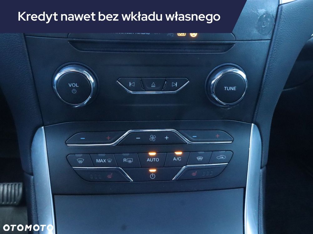 Ford S-Max - 19