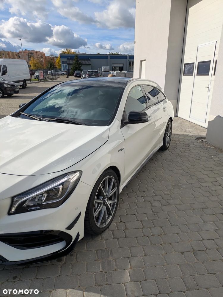 Mercedes-Benz CLA AMG 45 4-Matic - 2
