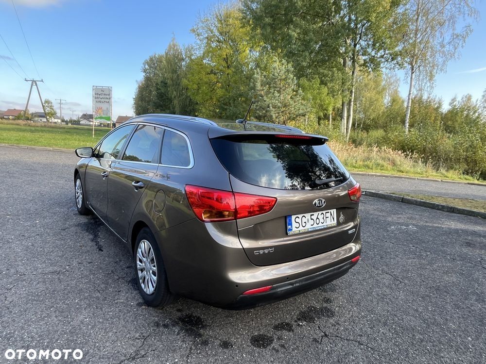 Kia Ceed 1.6 GDI ISG Spirit - 7