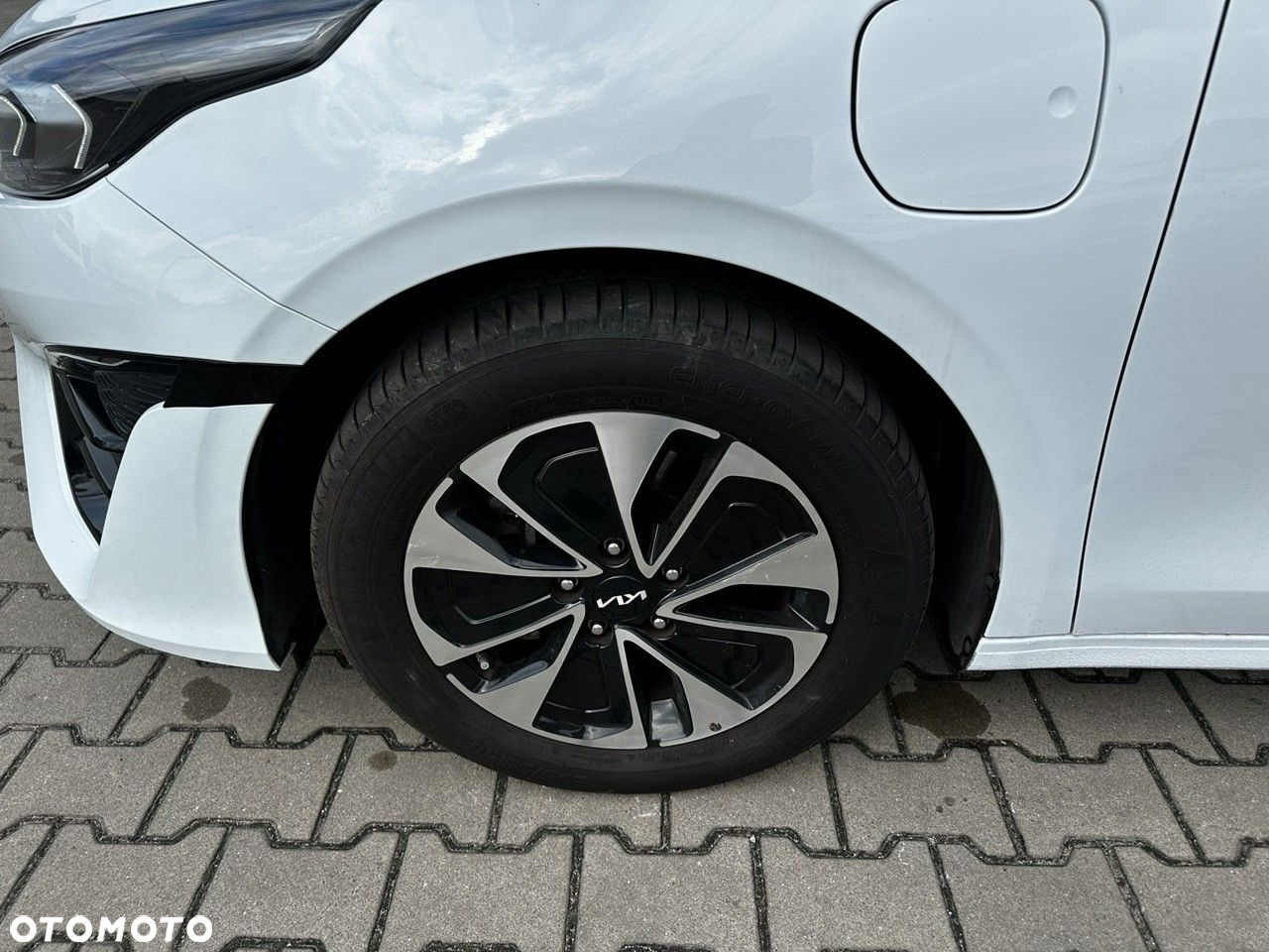 Kia Ceed 1.6 GDI PHEV L Business Line DCT - 11