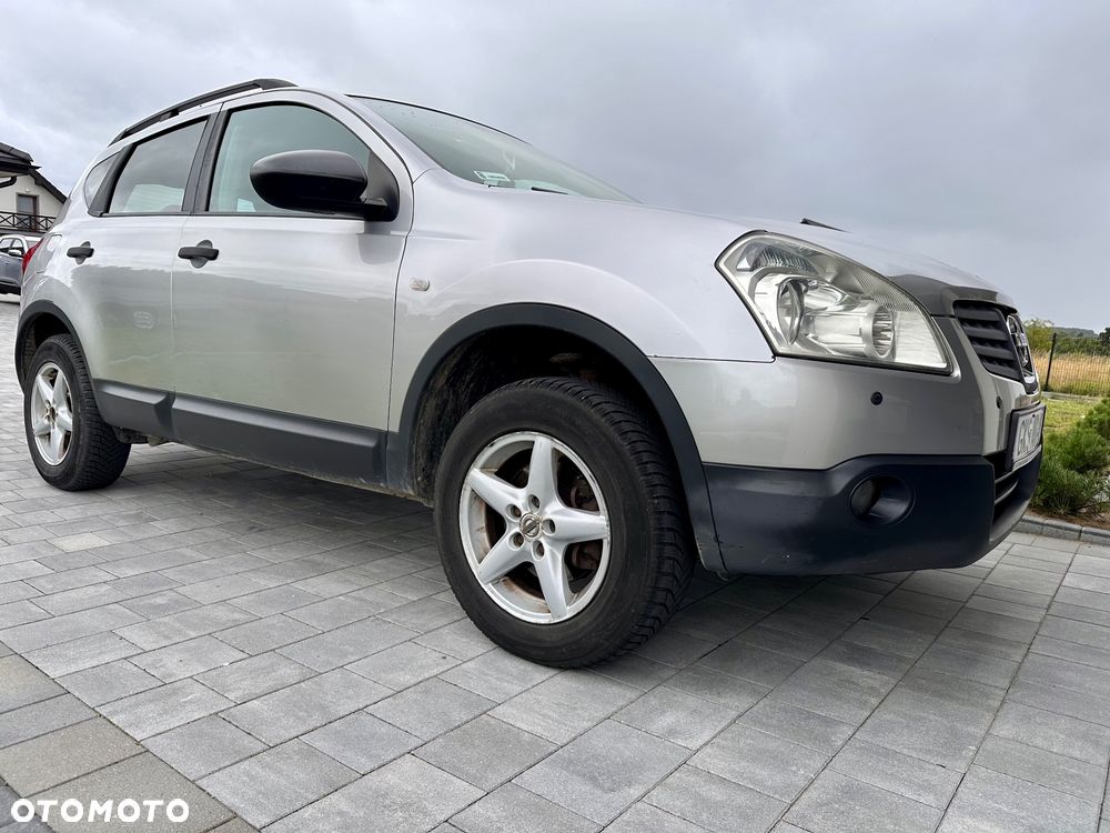 Nissan Qashqai 2.0 4x4 Visia - 2
