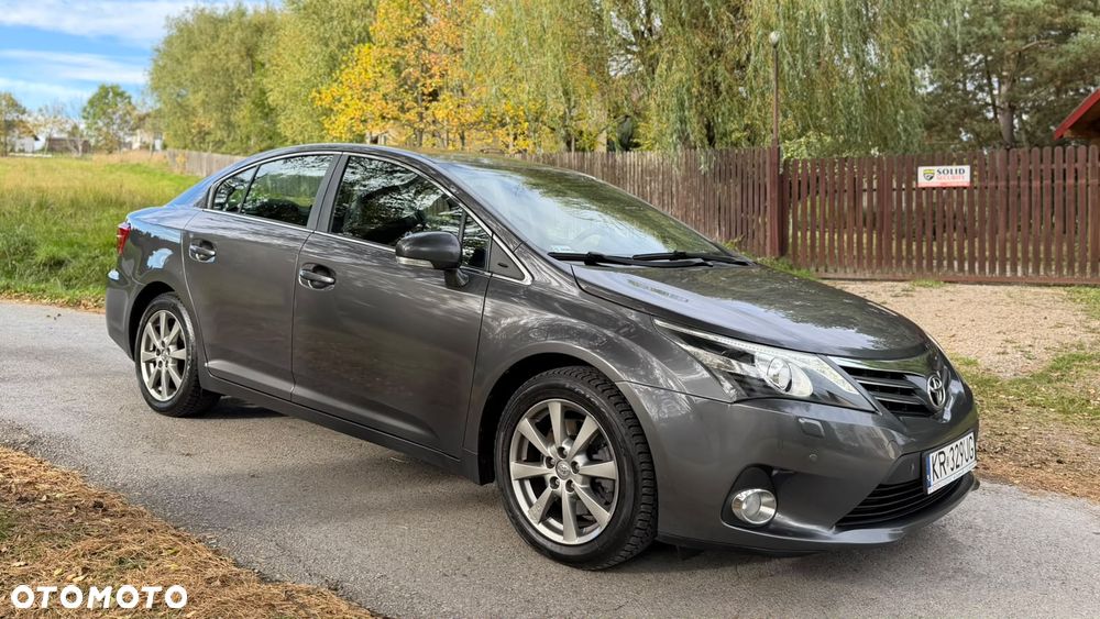 Toyota Avensis 2.2 D-4D Premium - 5