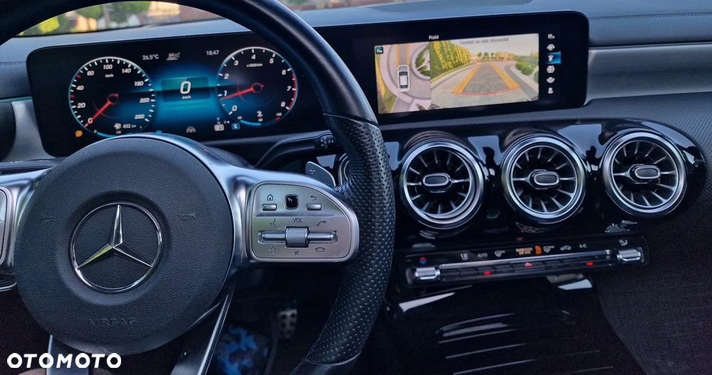 Mercedes-Benz CLA 200 AMG Line 7G-DCT - 11