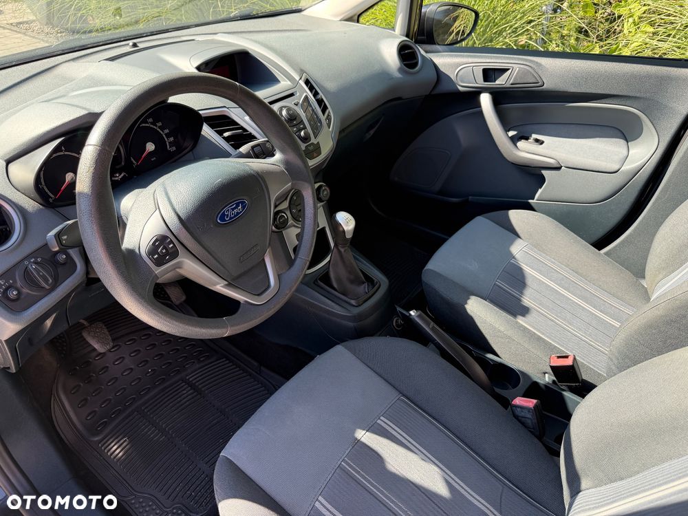 Ford Fiesta 1.25 Gold X - 28