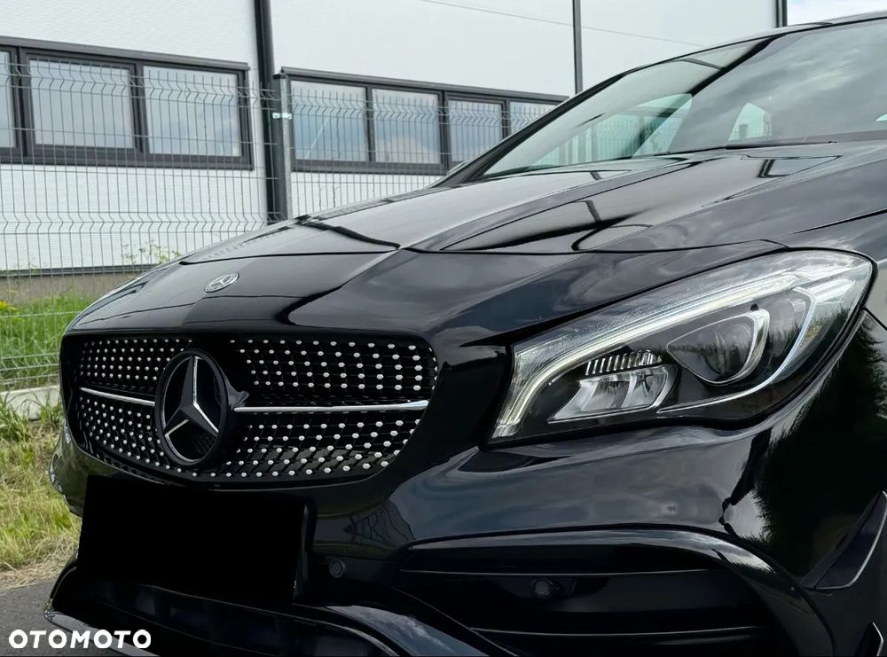 Mercedes-Benz CLA 250 4-Matic AMG Line - 3