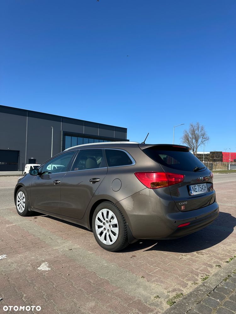 Kia Ceed 1.6 GDI L - 4