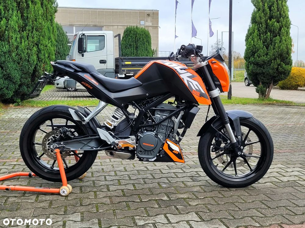 KTM Duke - 17