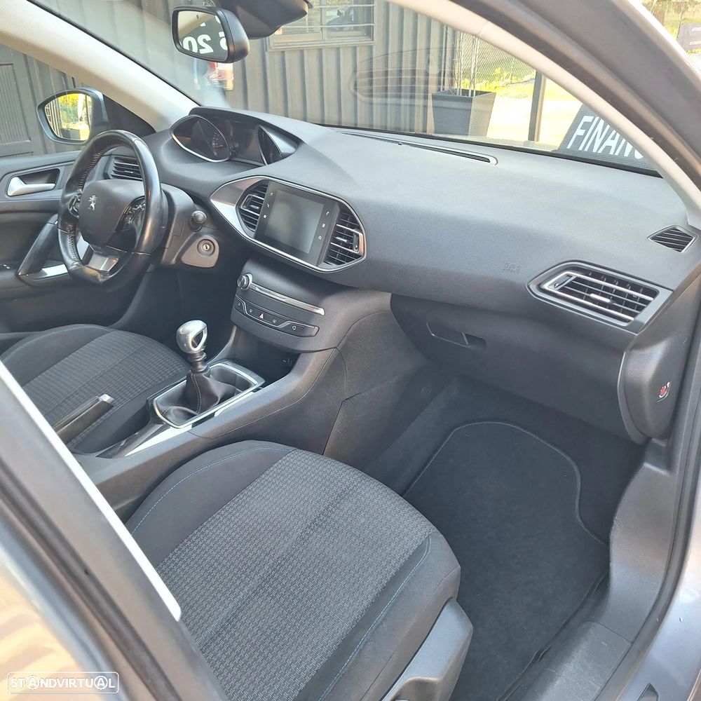 Peugeot 308 SW 1.5 BlueHDi Style - 4