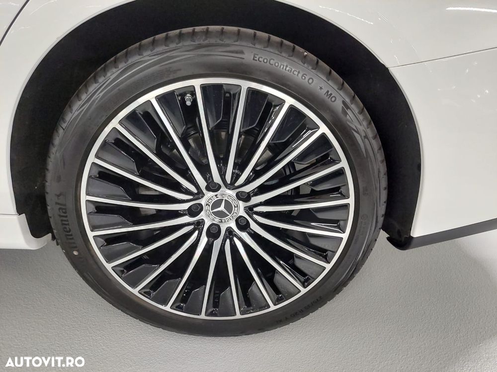 Mercedes-Benz E - 9