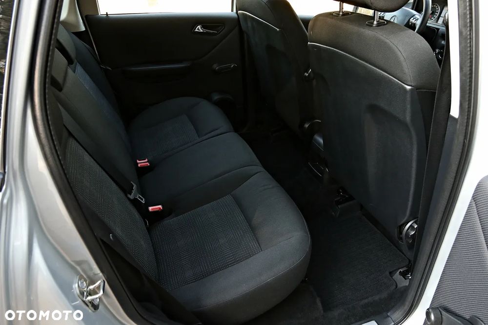 Mercedes-Benz Klasa A 150 BlueEFFICIENCY Avantgarde Flotte - 33