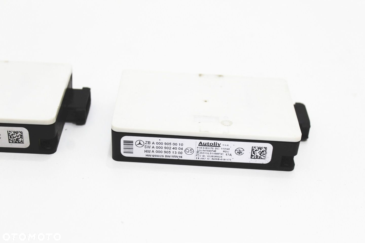 Radar distronic czujnik pasa ruchu OE Mercedes W216 CL500 A0009050010 - 2