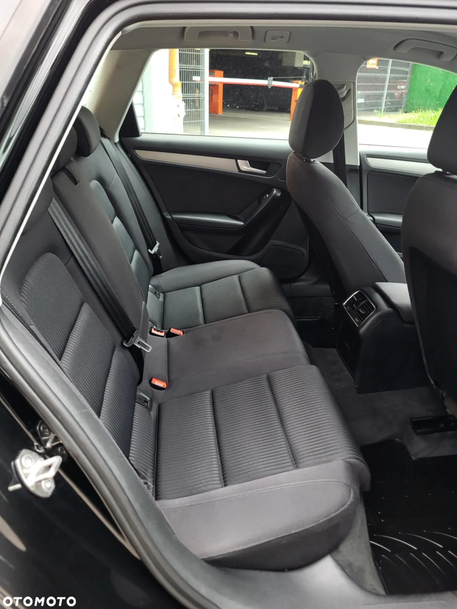 Audi A4 2.0 TDI S tronic - 10